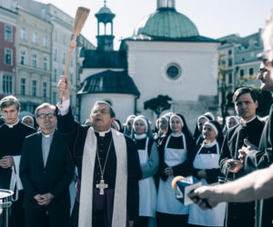 Kler - znani aktorzy w sutannach 