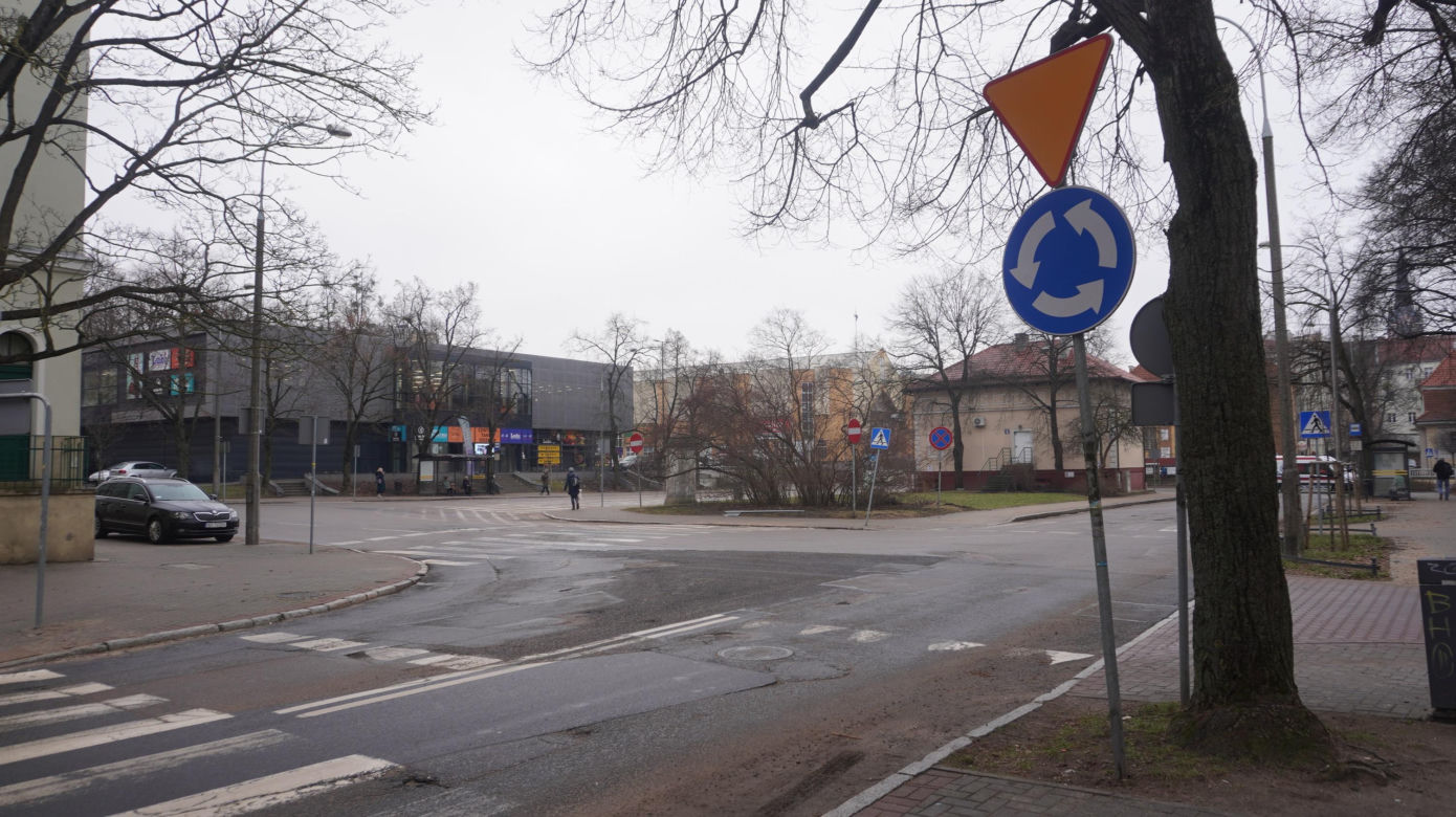 To jedyne prostokątne rondo w Europie. Znajduje się blisko centrum Olsztyna [ZDJĘCIA]