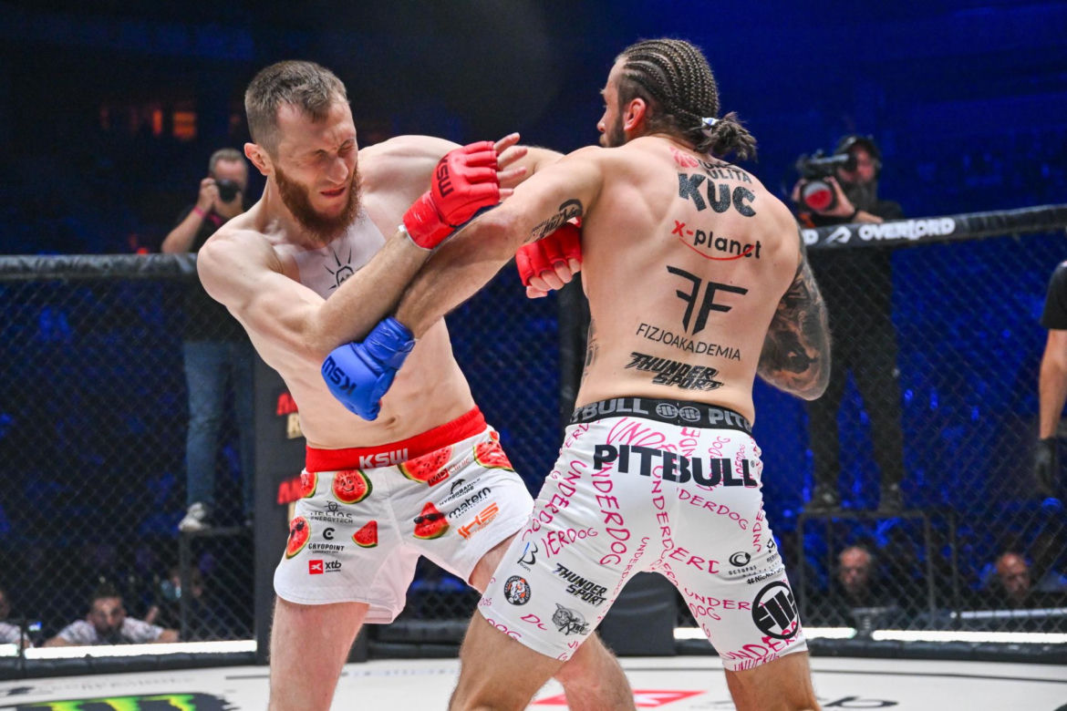 XTB KSW 121. Potężny cios w krocze, trybuny zamarły!