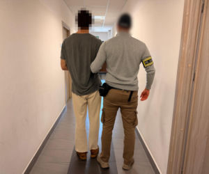 Akcja kontrterrorystów na stacji paliw w Warszawie. Ulice zostały zablokowane