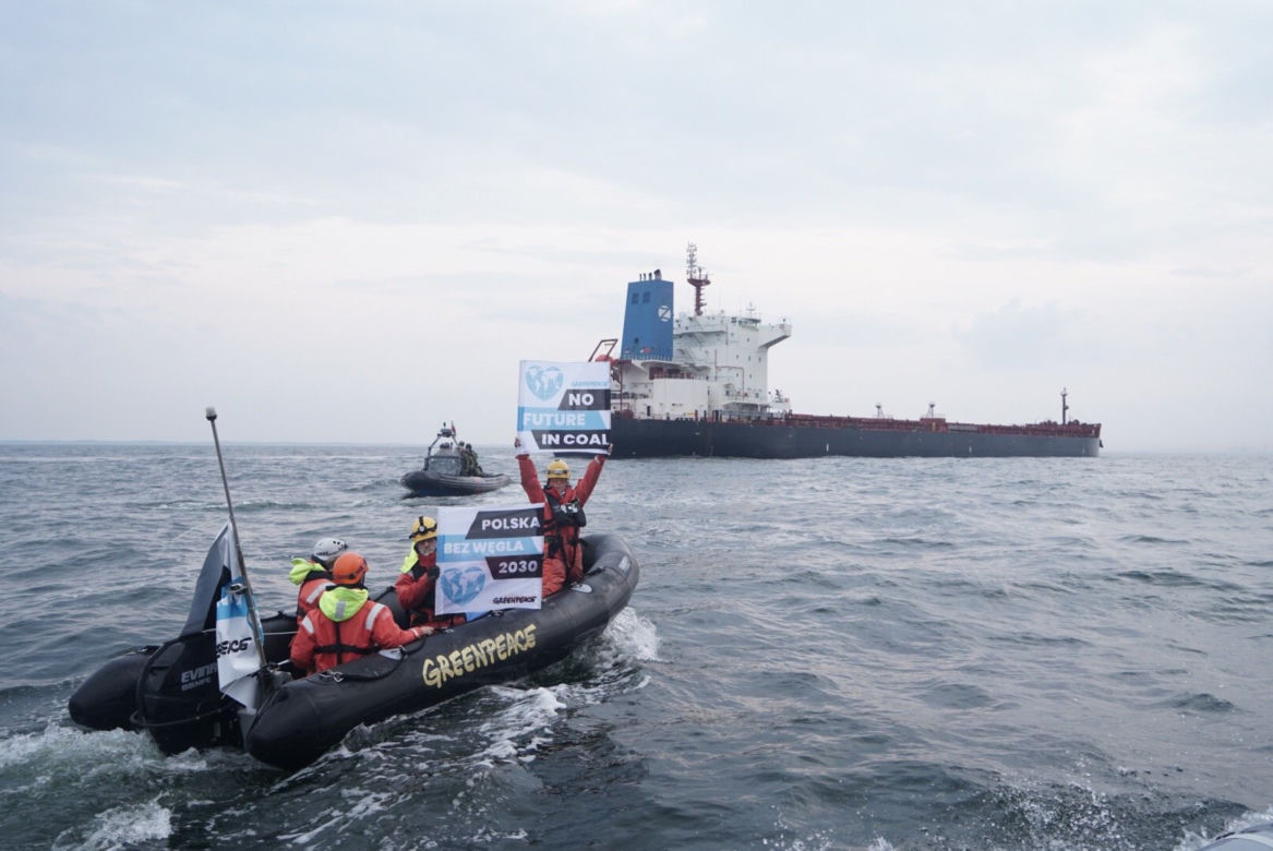 "Węgiel stop". Zobacz zdjęcia z akcji Greenpeace