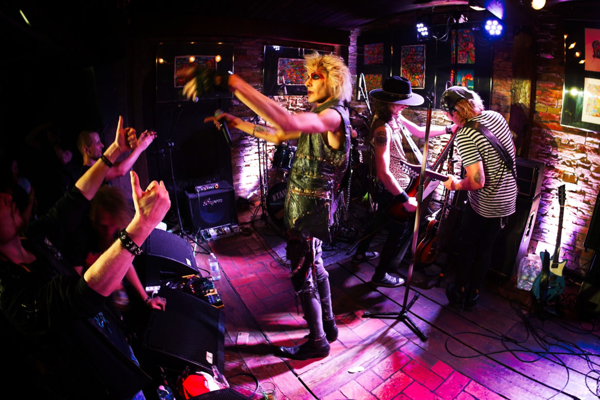 Energetyczny koncert Wildstreet w toruńskim Hard Rock Pubie Pamela