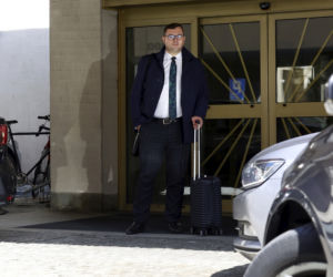 11 dni majówki dla posłów