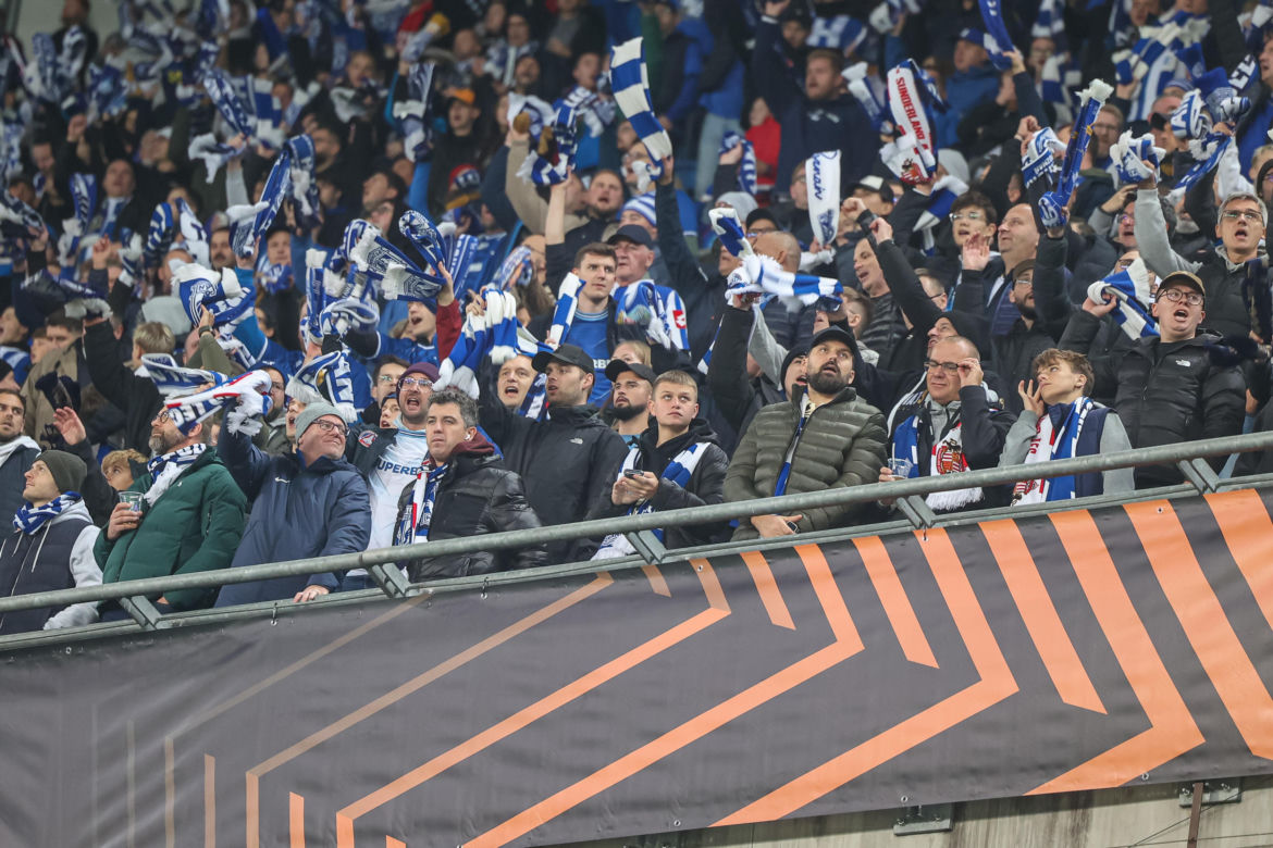 Lech Poznań - Sunderland: Zdjęcia kibiców i zawodników z meczu 3. kolejki fazy ligowej Ligi Europy 2026/27