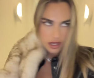 Aryna Sabalenka z głębokim dekoltem