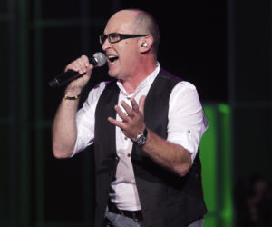 Andrzej Krzywy (De Mono)