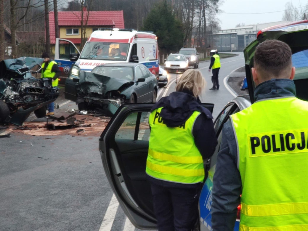 Wypadek pod Ostródą [ZOBACZ ZDJĘCIA]