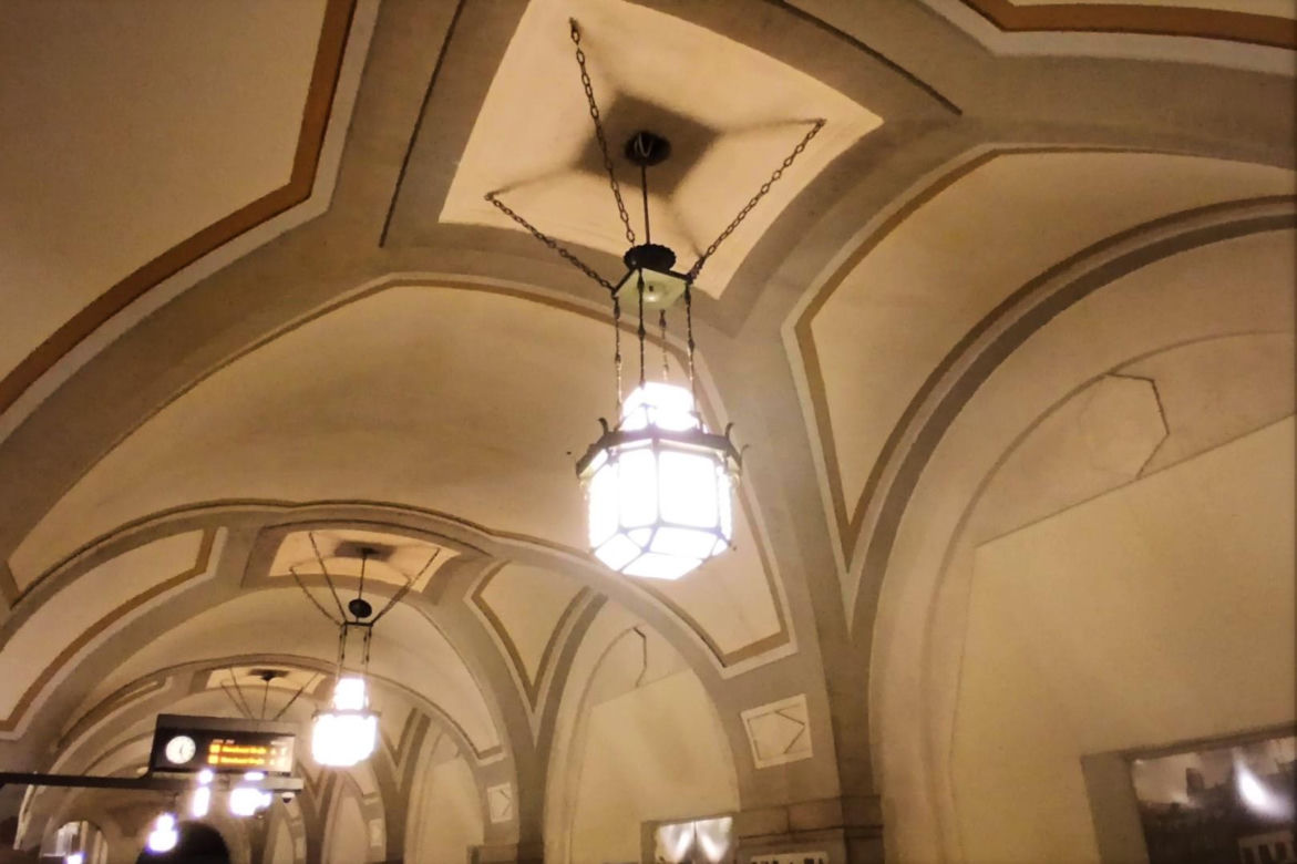 Stacja U-Bahn Heidelberger Platz w Berlinie