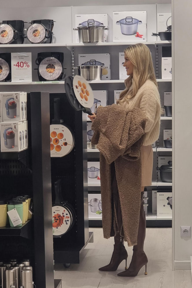 Joanna Krupa z siostrą Martą. Zjadły w mlecznym i poszły po patelnię