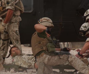 Przestrzelony hełm „Sikora”