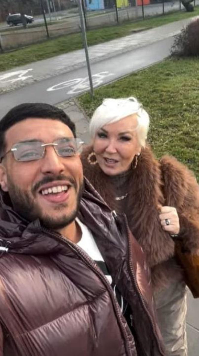 Mama Włodarczyk szaleje. Jej obecny mąż jest tak młody, że mógłby być jej synem