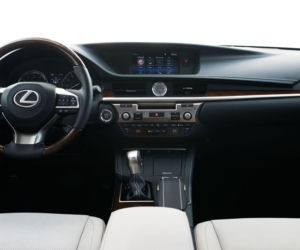2016 Lexus ES