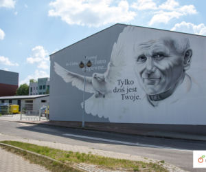 Bełchatów: 6 mln zł na remont Kamienic Tkaczy. Jak wyglądają budynki po remoncie?