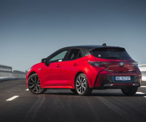 Toyota Corolla Hatchback 2.0 Hybrid 180 KM e-CVT Selection