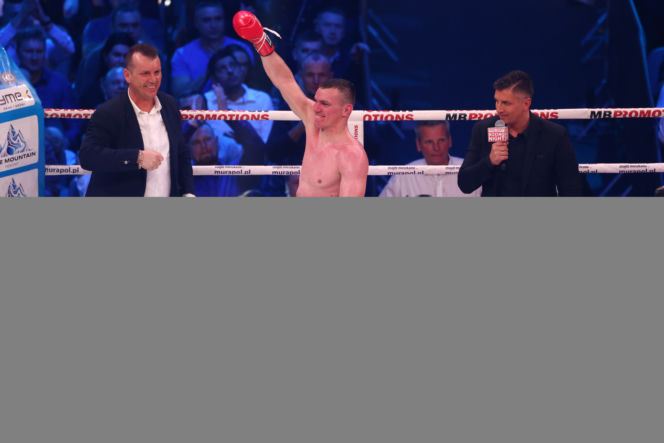 Mateusz Masternak, Youri Kalenga, walka