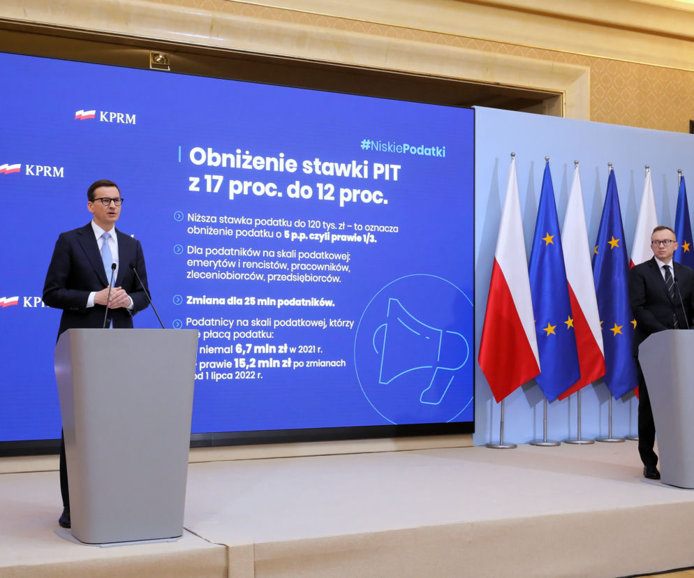 Obniżka stawki podatku PIT z 17 na 12 procent. Co to oznacza? 