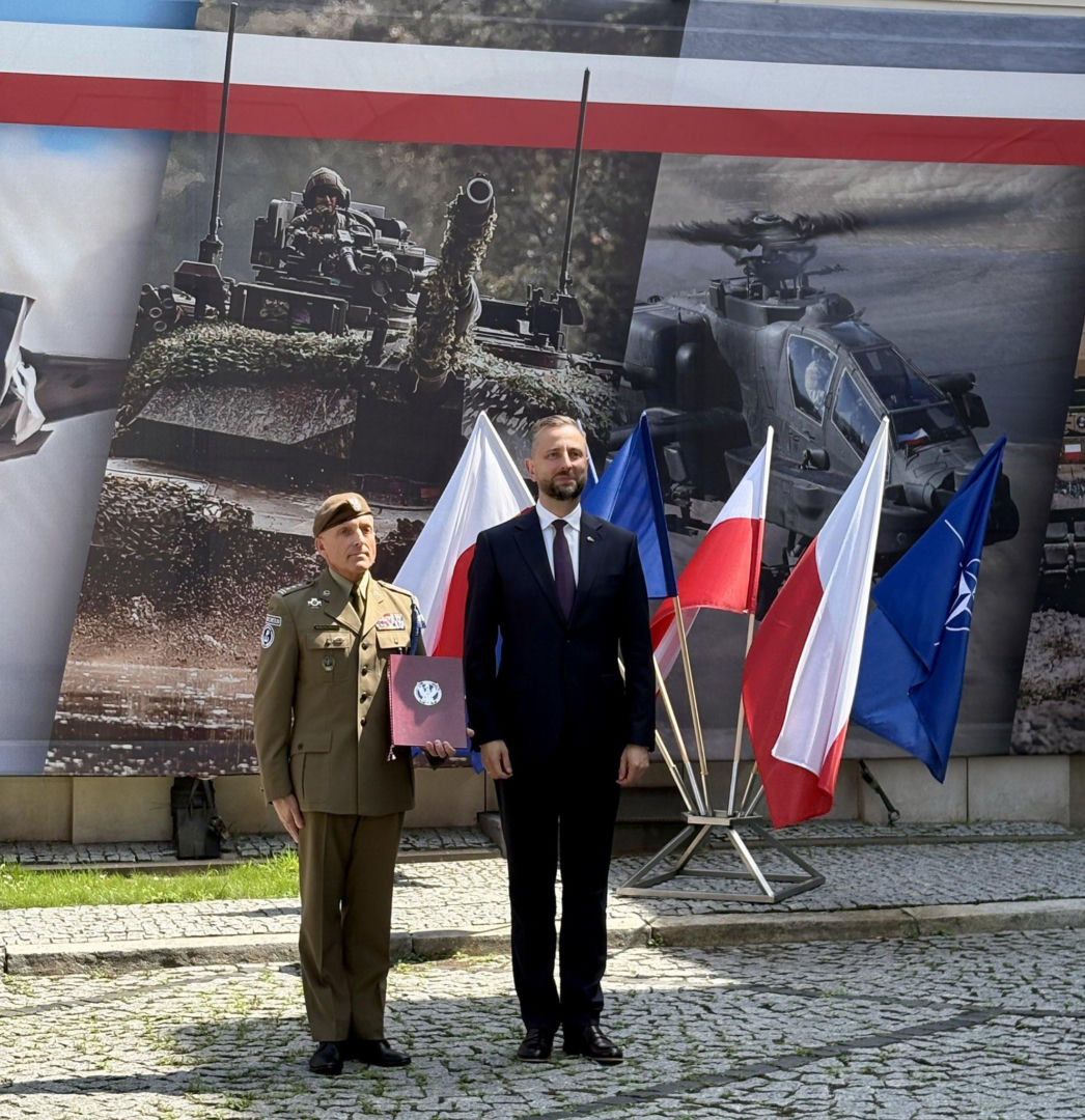 MON wręczył akty mianowania dowódcom