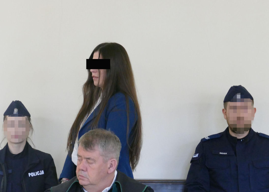 Sąd skazał krwawą Kingę za usiłowanie zabójstwa na ulicy. „Nadzwyczajne złagodzenie kary”