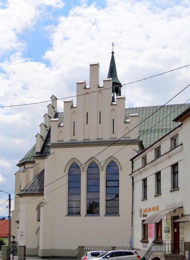 To miasto w Małopolsce zachwyca jednym z najpiękniejszych rynków. Dopiero w PRL-u odzyskało swoje prawa