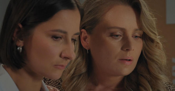 M jak miłość odc. 1931. Agnes (Amanda Mincewicz), Judyta (Paulina Chruściel)