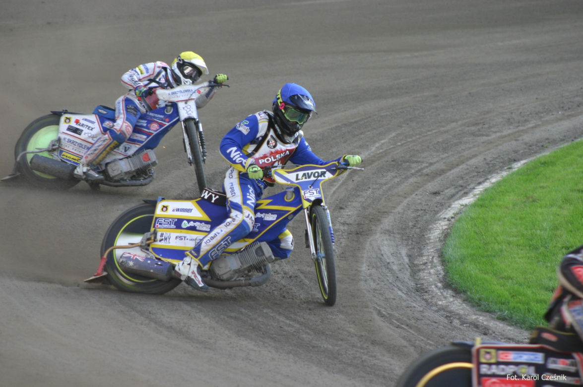 Zaplecze Kadry Juniorów na Motoarenie. Młodzieżowcy rywalizowali w Toruniu - dzień 1