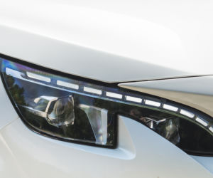 Peugeot 3008 GT HYbrid4 300 KM e-EAT8
