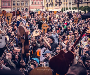 Gitarowy Rekord Guinnessa Online. Transmisja na żywo, relacja live, transmisja online, liczba gitarzystów. Czy padł rekord? 
