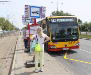 Mieszkańcy o remoncie na Grochowskiej: Najwyższy czas!