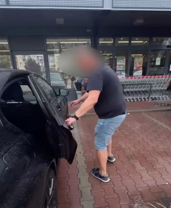 „Banderowcy jesteście”. Awantura na parkingu w Świebodzicach nagrana telefonem