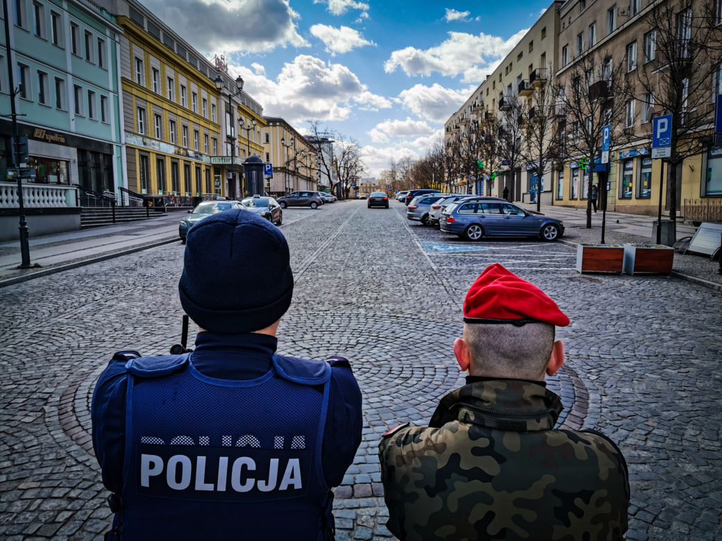Woj. podlaskie. Sypią się mandaty! Policjanci sprawdzają czy Podlasianie stosują się do ograniczeń