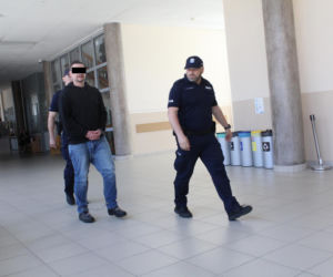 Kacper przeżył 6 ciosów siekierą. Teraz chce 150 tysięcy zł od agresora