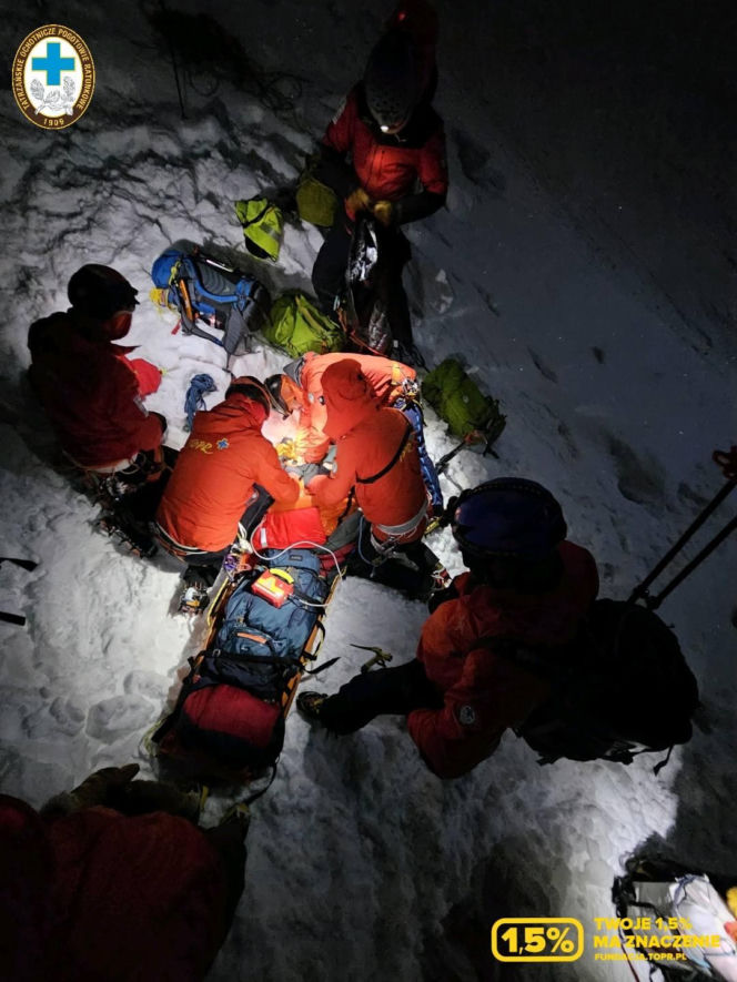 Dramatyczna nocna akcja w Tatrach. Spadli kilkaset metrów, nawigując z Google Maps