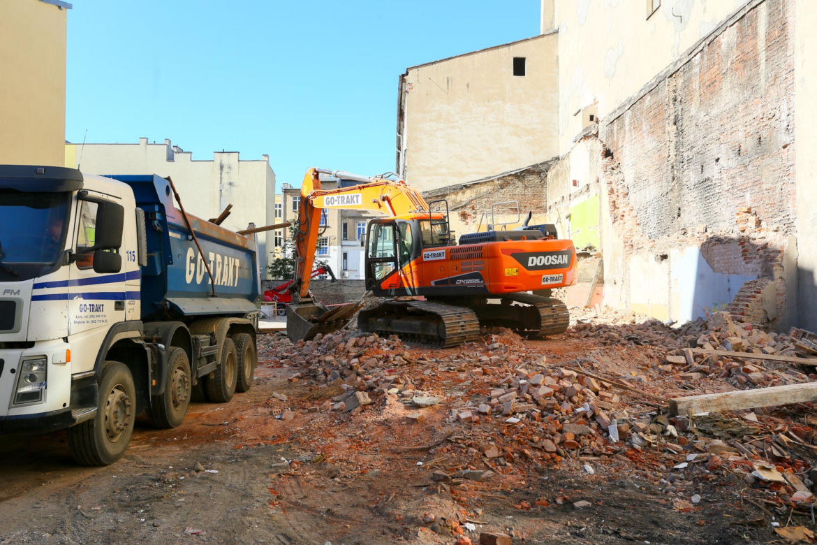 W centrum Łodzi powstają nowe wielopoziomowe parkingi