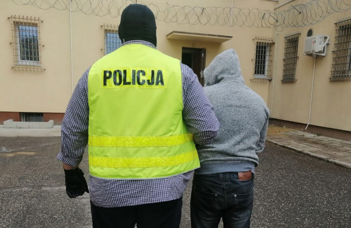 Rodzinny biznes spod Grójca. Kradli maszyny rolnicze i ciągniki