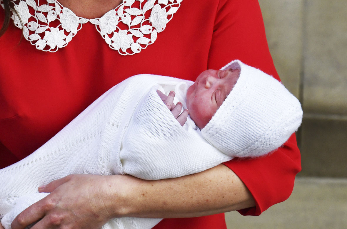 Kate Middleton pokazała trzecie royal baby 