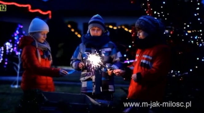 M jak miłość. Antek (Jakub Jankiewicz), Mateusz (Krystian Domagała), Anetka (Anna Kugel)