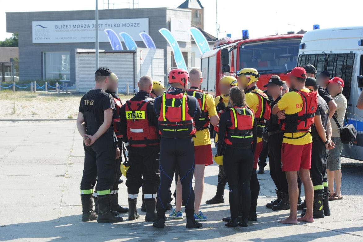 Pojechali na wakacje, trójka rodzeństwa utonęła. Tragedia zamiast sielskich wakacji nad Bałtykiem