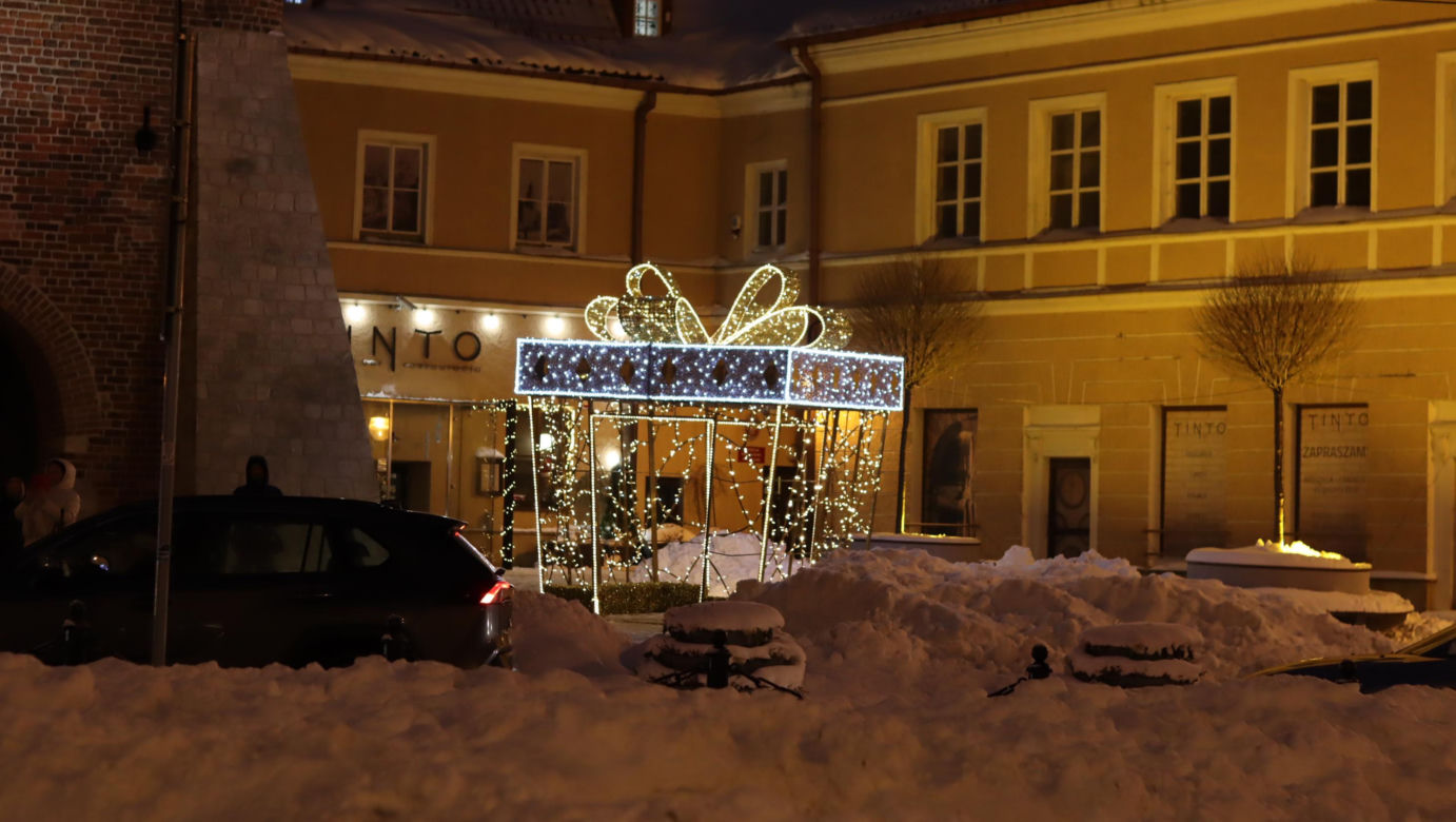 Lublin rozbłysnął milionem światełek! Iluminacje w mieście już działają [GALERIA]