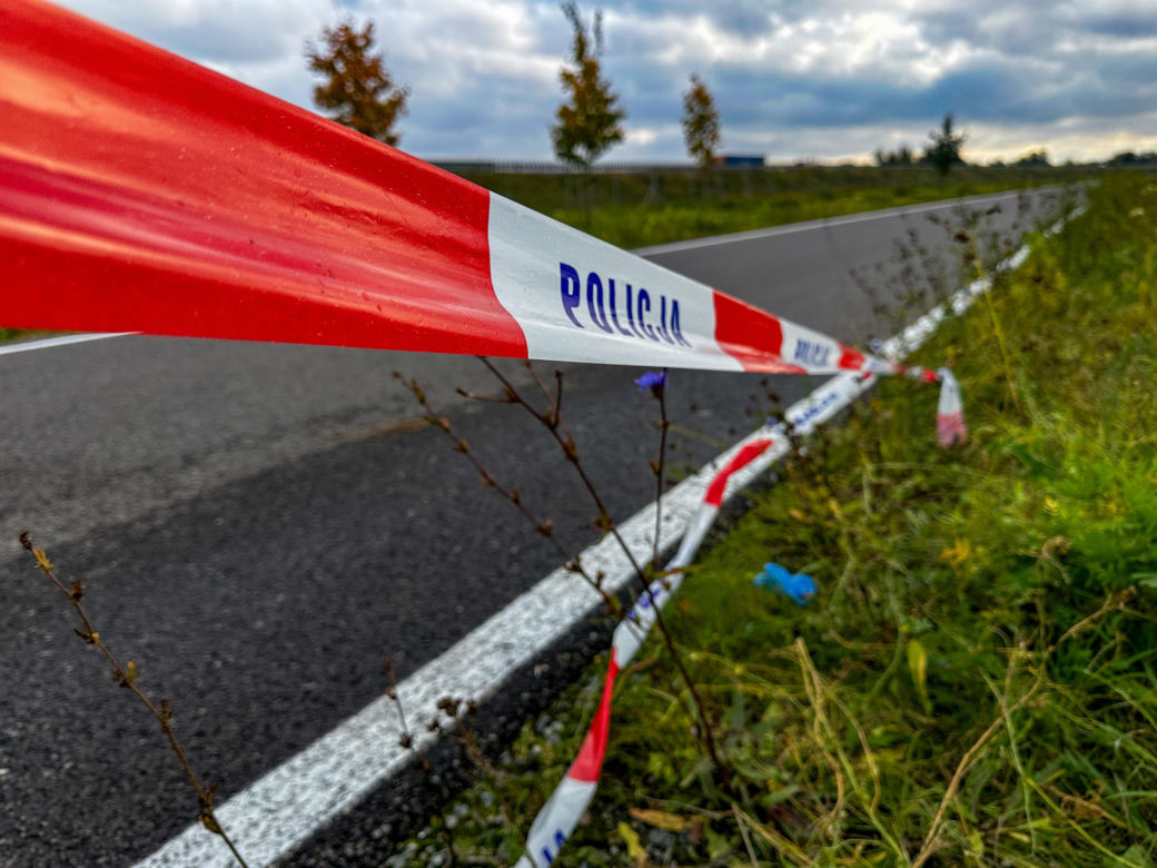 15-latek na hulajnodze zginął pod kołami Opla