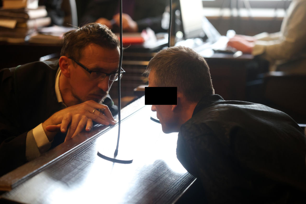 „Czekałem, aż umrze”. Cztery ciała przy Grzybowskiej w Warszawie. Świadkowie znikają przed rozprawą