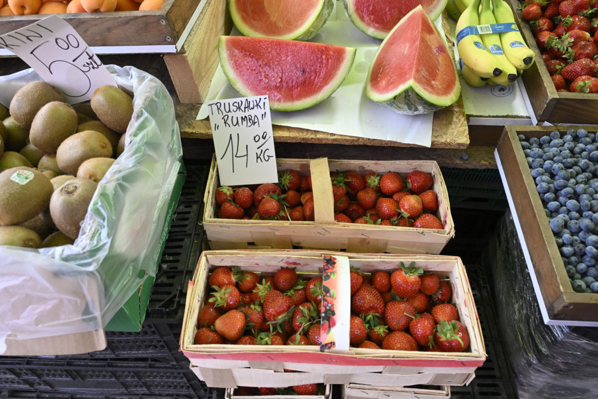  Ceny nowalijek na warszawskich bazarach szokują. Byliśmy i sprawdziliśmy ile trzeba zapłacić