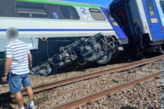 Wypadek na przejeździe kolejowym w Sokolnikach Suchych
