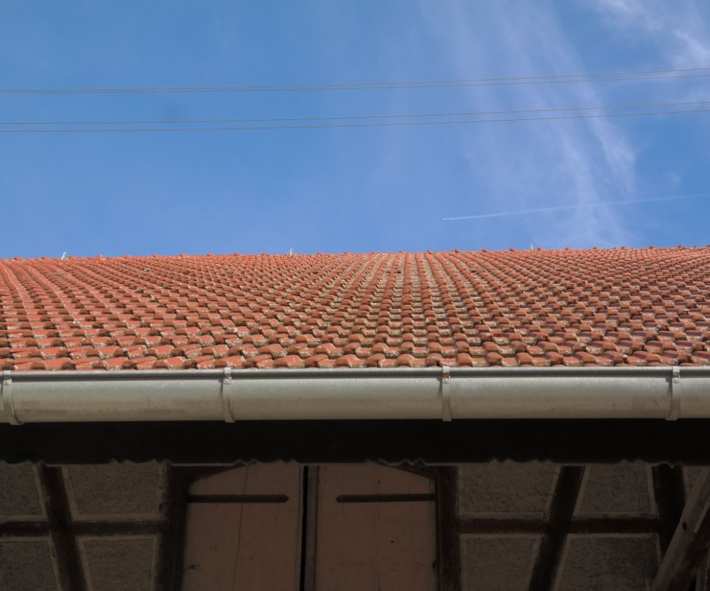 Kradzieże rynien we Wrocławiu. Straty na ponad 40 tys. zł