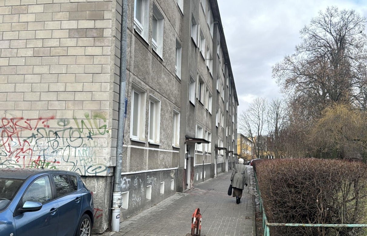 Podawał się za lekarza z OIOM-u. W środku nocy przyszedł po pieniądze na leczenie