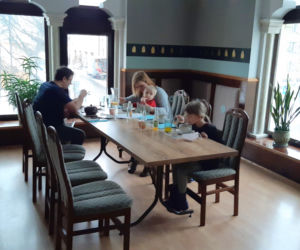Restauracja zamieniła się w studio telewizyjne