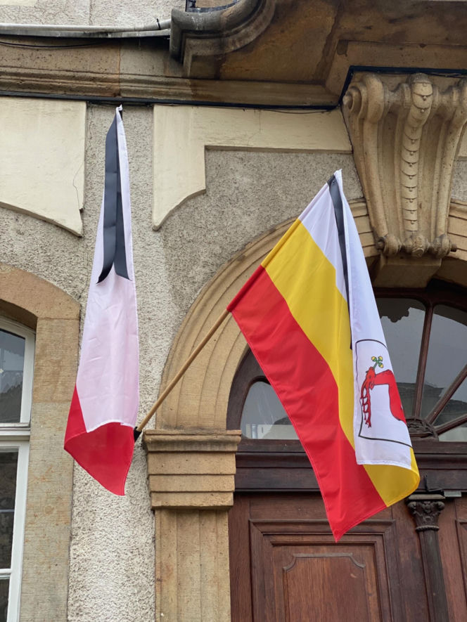 Jelenia Góra: Pogrzeb 11-letniej Danusi. Całe miasto pogrążone w smutku