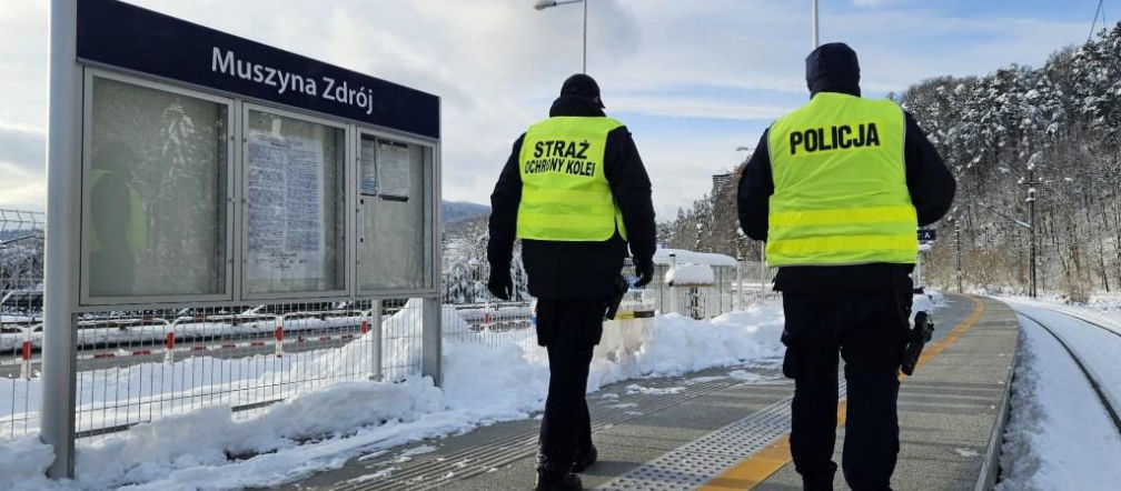 Operacja „TOR” w Małopolsce. Wzmożone patrole na torach po aktach dywersji