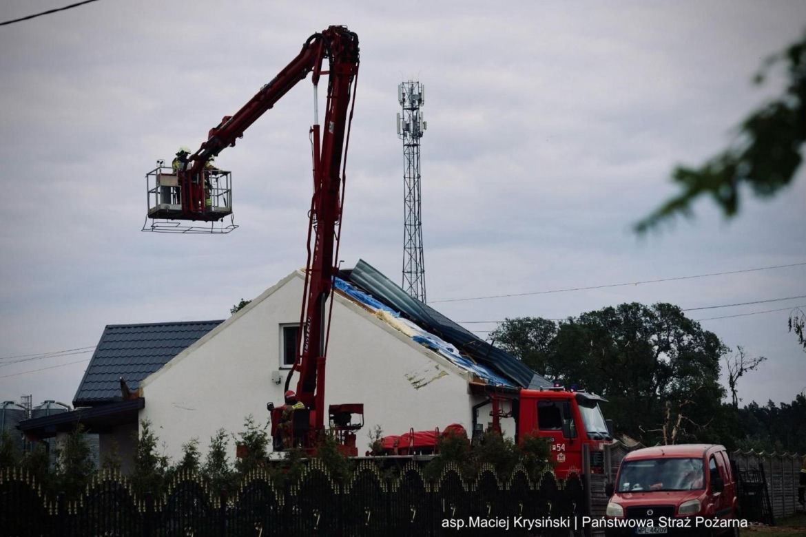 Strażacy interweniowali ponad 2000 razy w związku z pogodą. Najwięcej zgłoszeń z Małopolski
