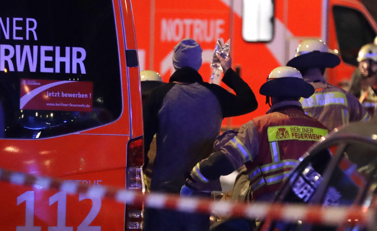 Tunezyjczyk sprawcą zamachu? Terrorysta wciąż na wolności!