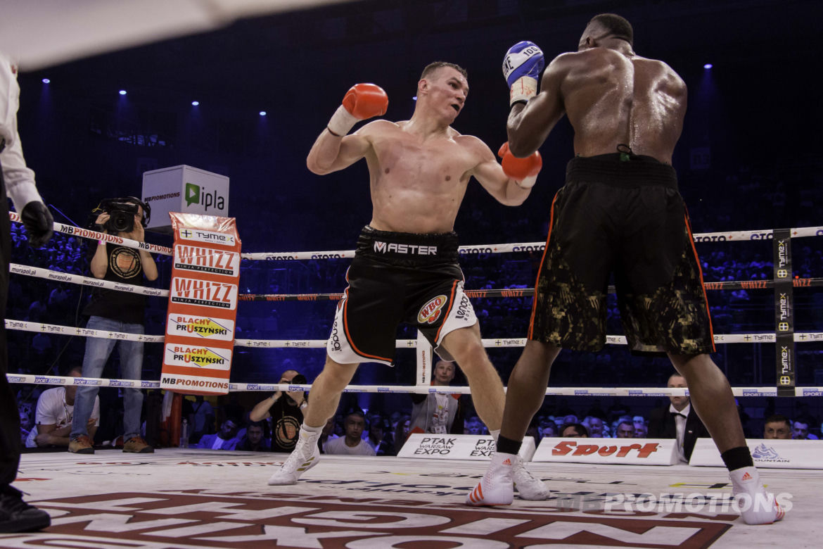 Mateusz Masternak, Youri Kalenga, walka